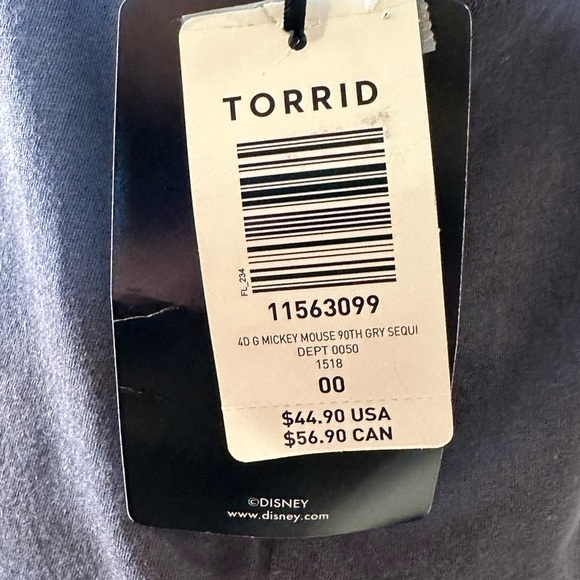 Torrid Disney Mickey Mouse 90th Anniversary Sequin Sleeve‎ graphic tee 00 M/L - Picture 6 of 8